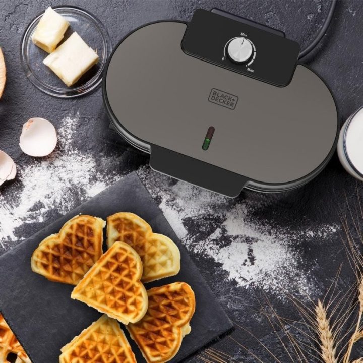 Black+Decker BXFC3200E 1400 W Waffle Maker
