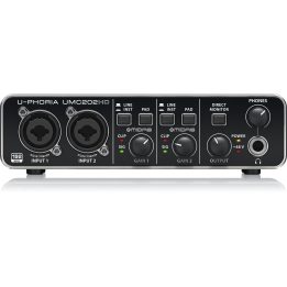 Behringer UMC202HD recording audio interface