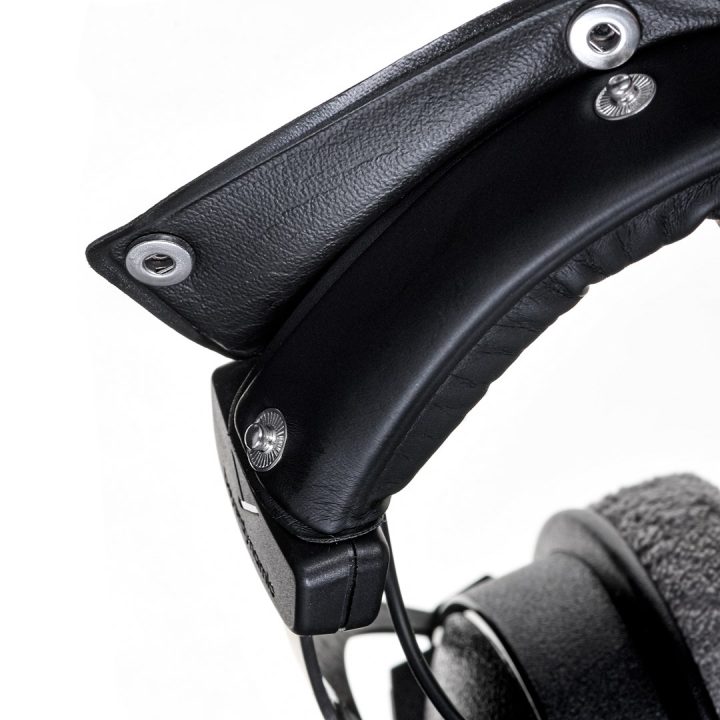 Beyerdynamic DT 770 PRO 250 ? - closed studio headphones