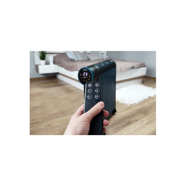 Blaupunkt HOR811 electric space heater Indoor Black Blue 2500 W Oil electric space heater
