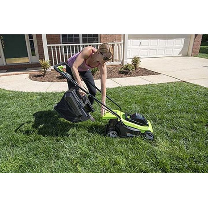 33 cm cordless mower Greenworks GD24LM33K4 - 2516107UB - charger + 4Ah battery kit