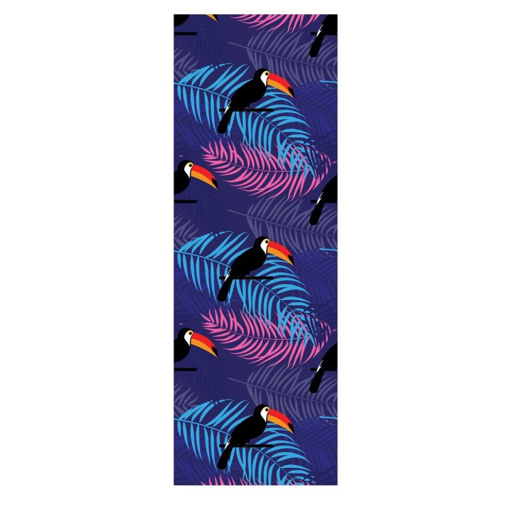 GreenBlue GB183 Classic Beech Deck Chair with Toucan Print