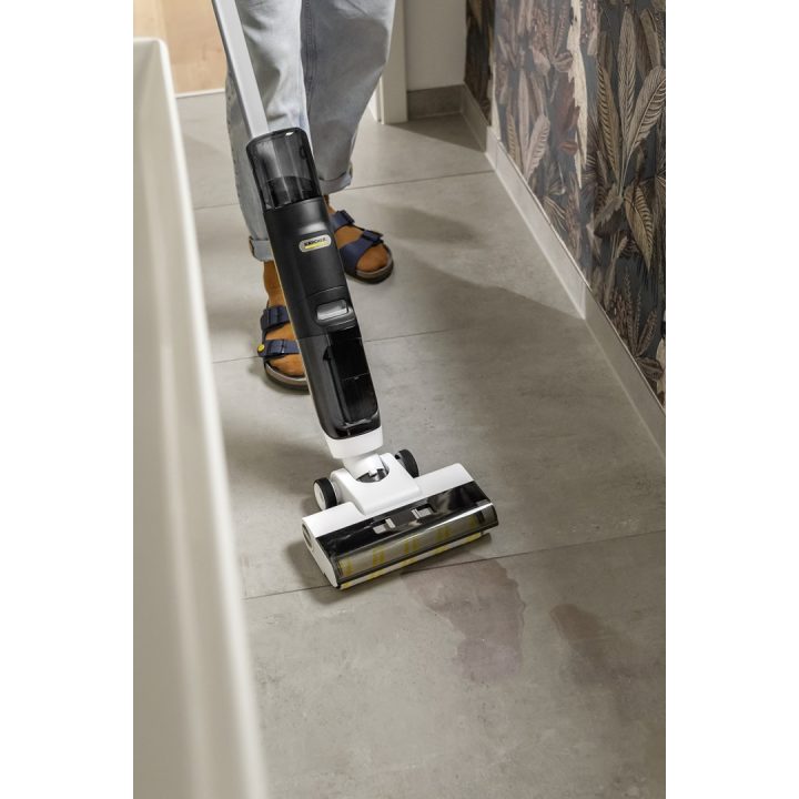 KARCHER FCV 3 Extra+ electric mop with vacuum function - 1.056-126.0 White